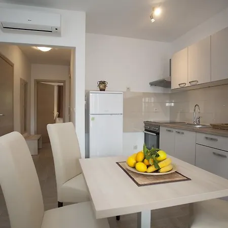 Bota Apartamento Drvenik (Split-Dalmatia)